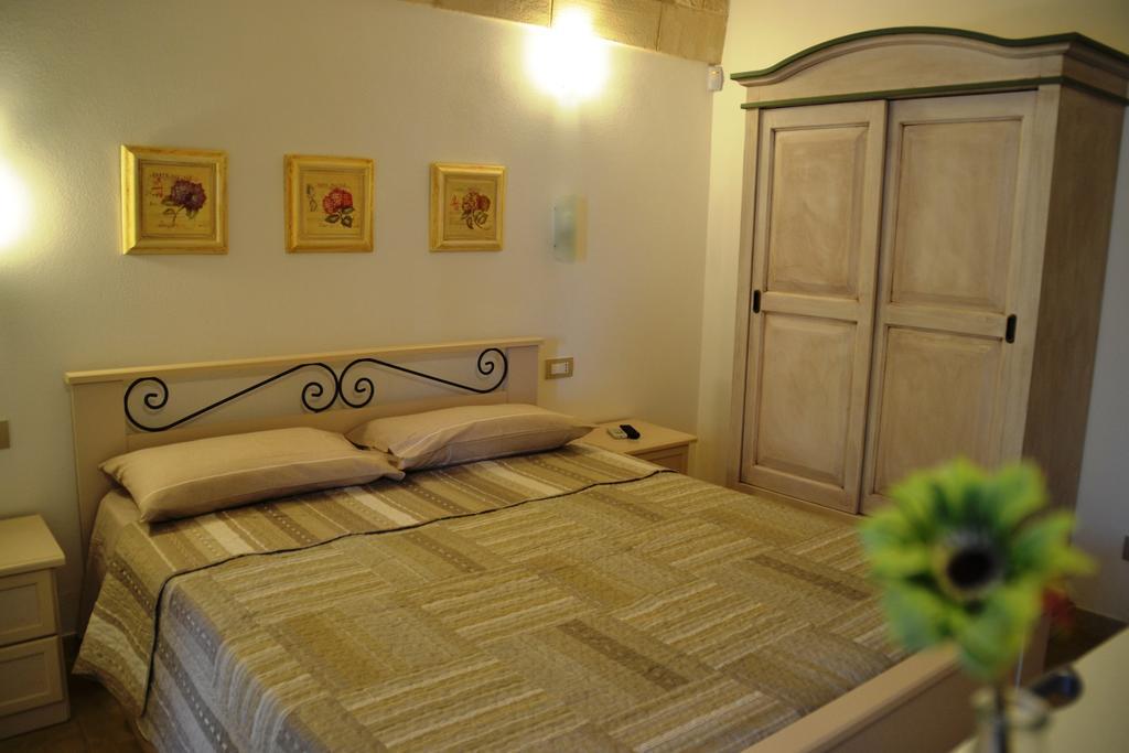 Residence Spadalunga San Michele Salentino Room photo